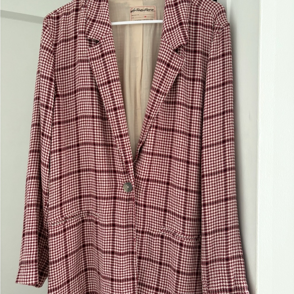 We The Free People Burgundy Houndstooth Linen Blend Boyfriend Jacket. Medium